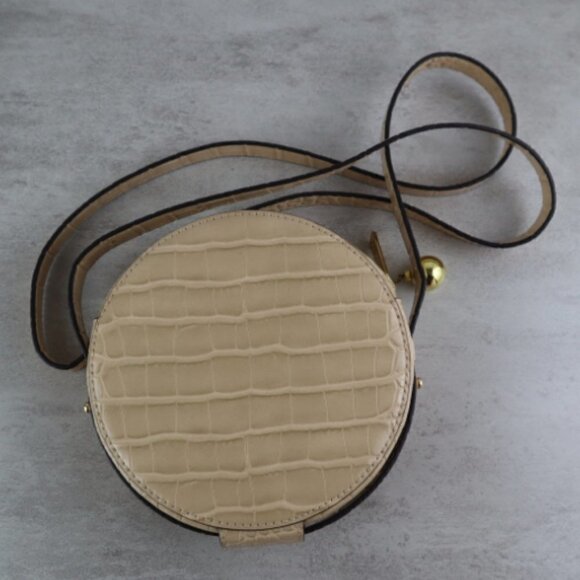 NWT Michael Kors Aidy Cream Canvas Crocodile Embossed Canteen Crossbody Bag - Picture 5 of 7